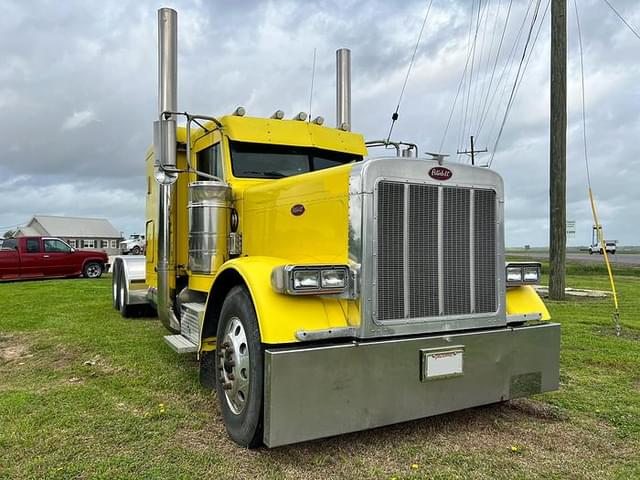 Image of Peterbilt 379 equipment image 1