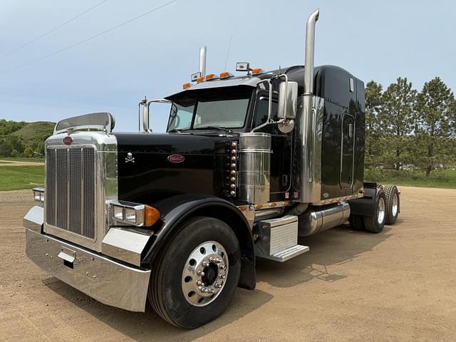 Image of Peterbilt 379 equipment image 1