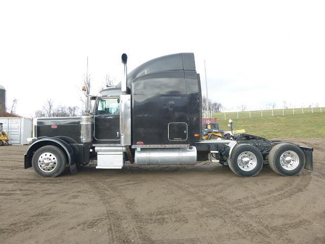 Image of Peterbilt 379 Primary image