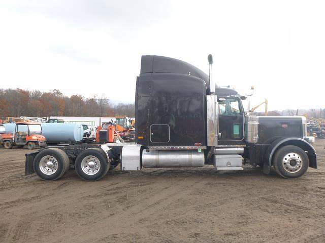 Image of Peterbilt 379 equipment image 2