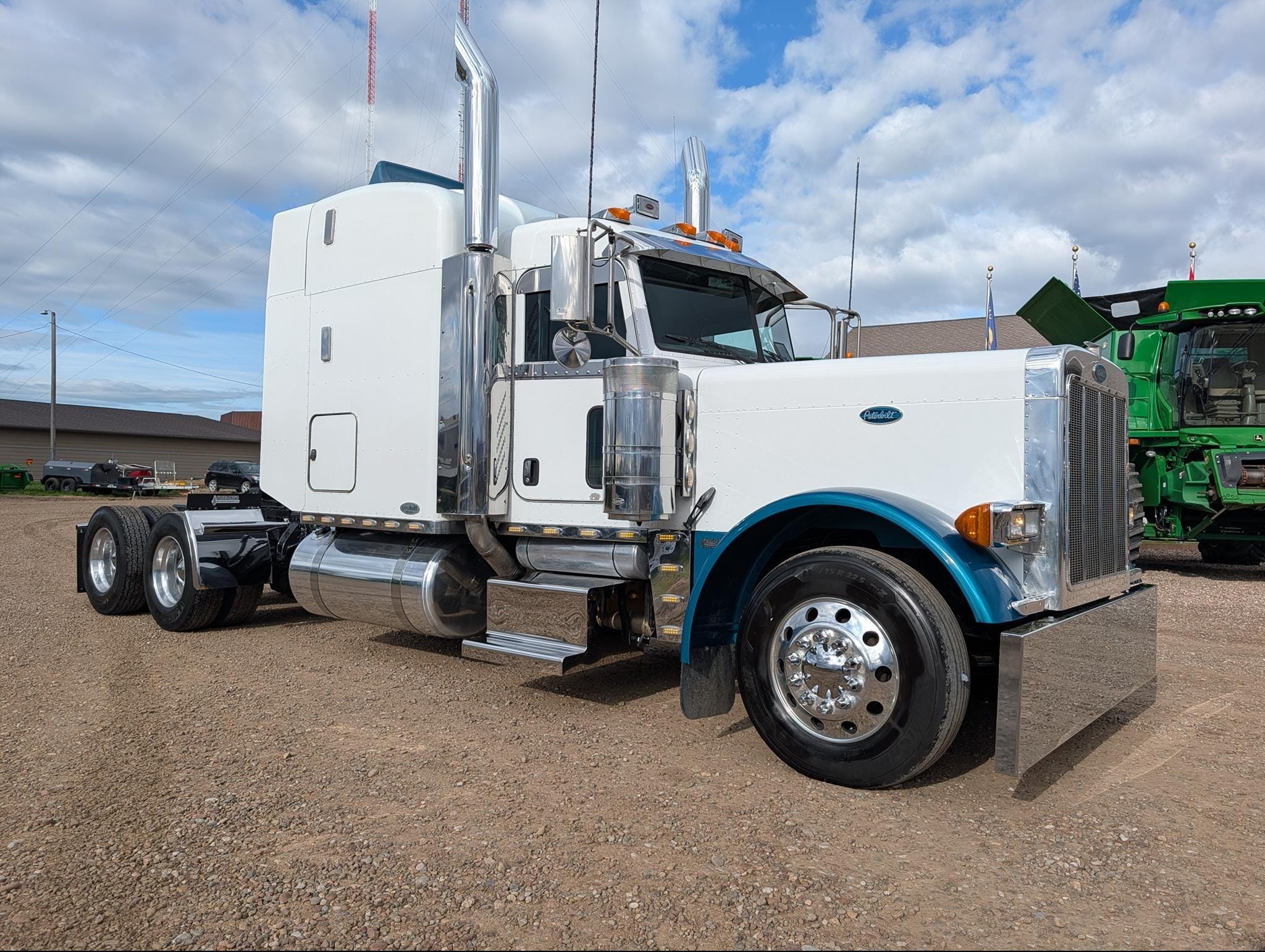 2007 Peterbilt 379 Equipment Image0