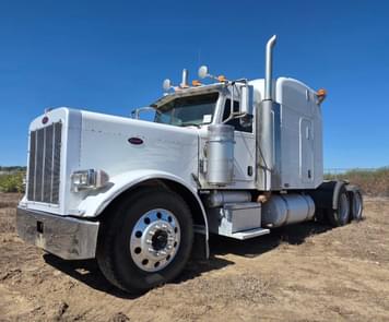 Main image Peterbilt 379