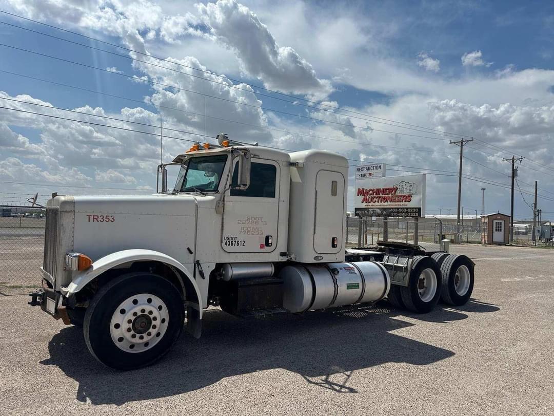 Image of Peterbilt 379 Primary image