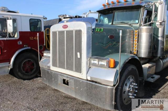 Image of Peterbilt 379 equipment image 4