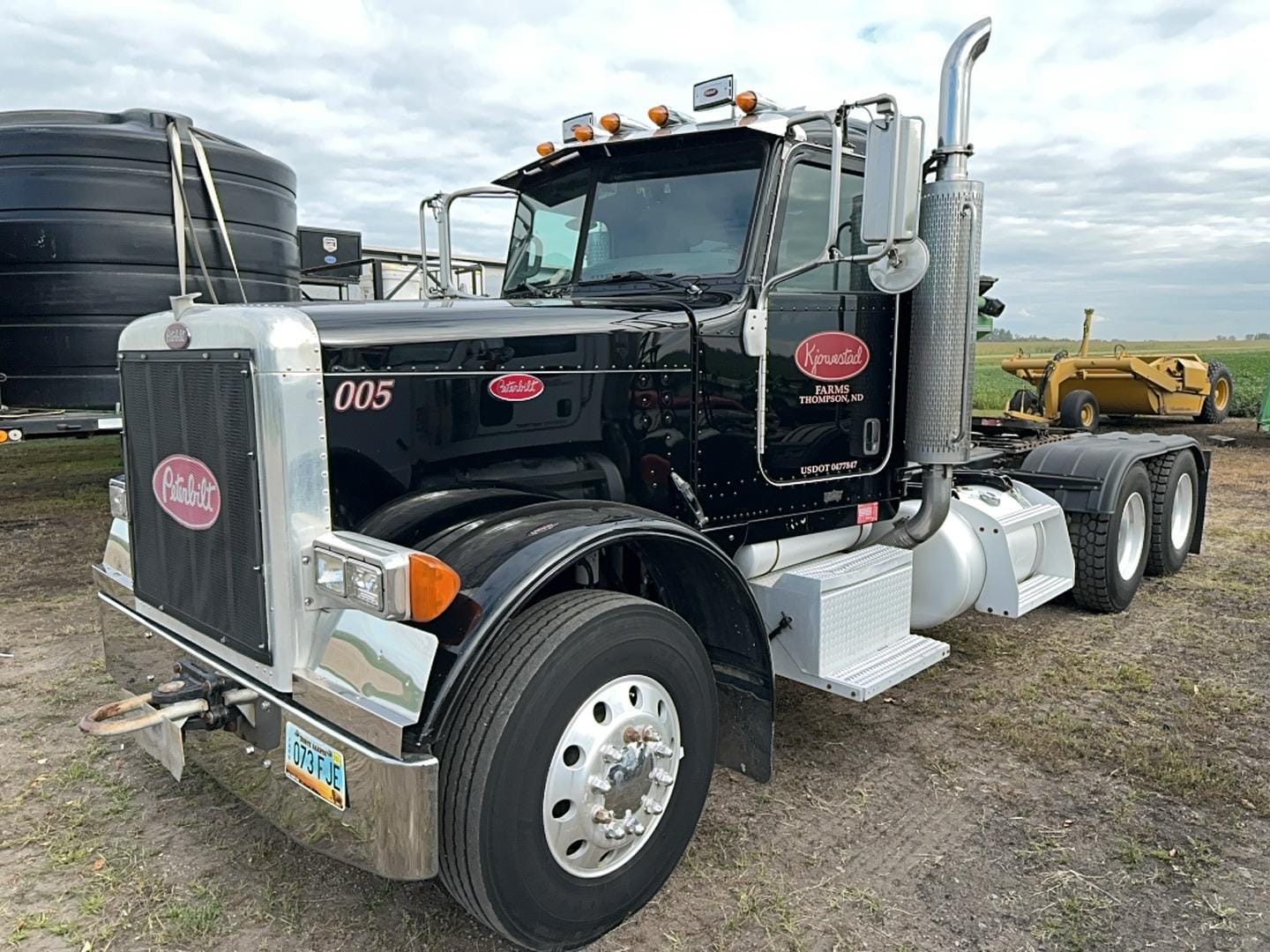 Main image Peterbilt 379