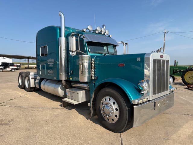 Image of Peterbilt 379 equipment image 2