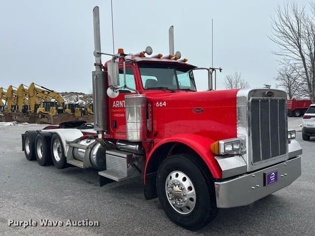 Image of Peterbilt 379 equipment image 2