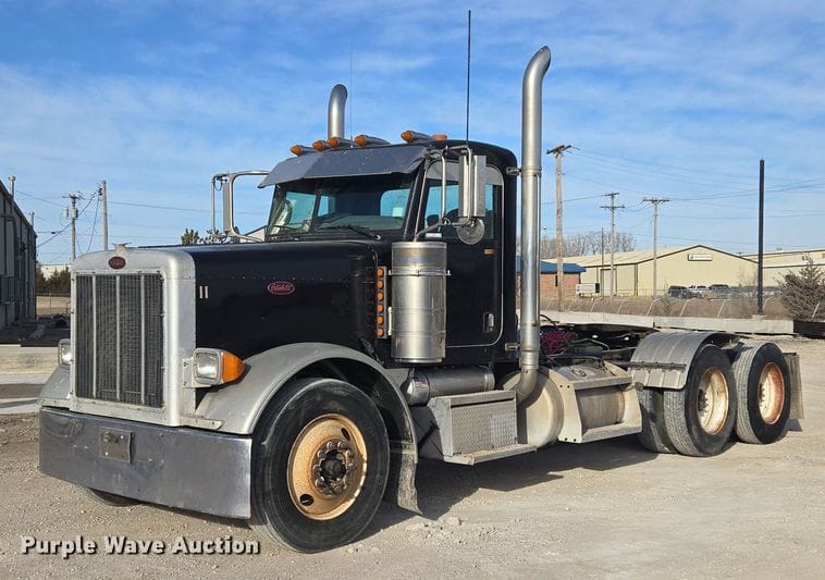 2007 Peterbilt 379 Equipment Image0