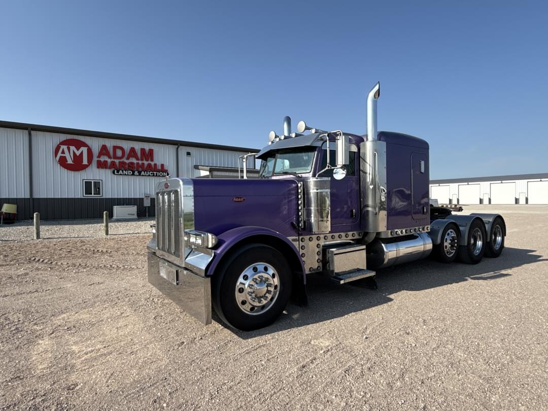 Image of Peterbilt 379 Primary image