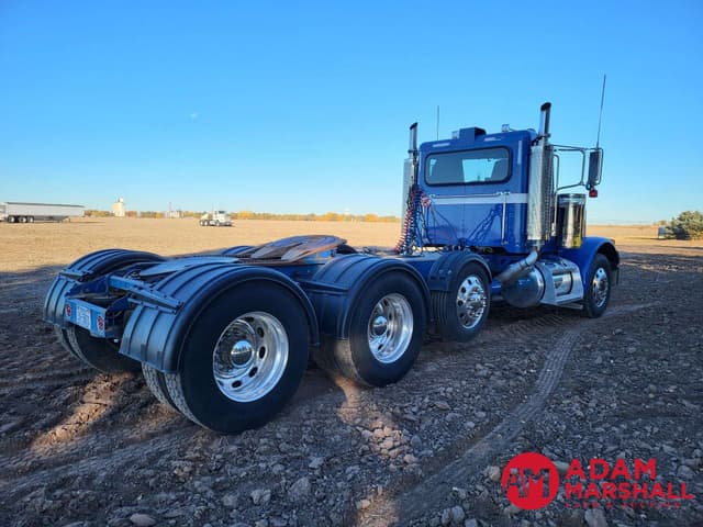 Image of Peterbilt 379 equipment image 2