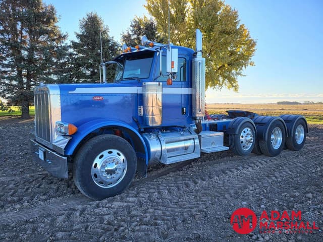 Image of Peterbilt 379 equipment image 4