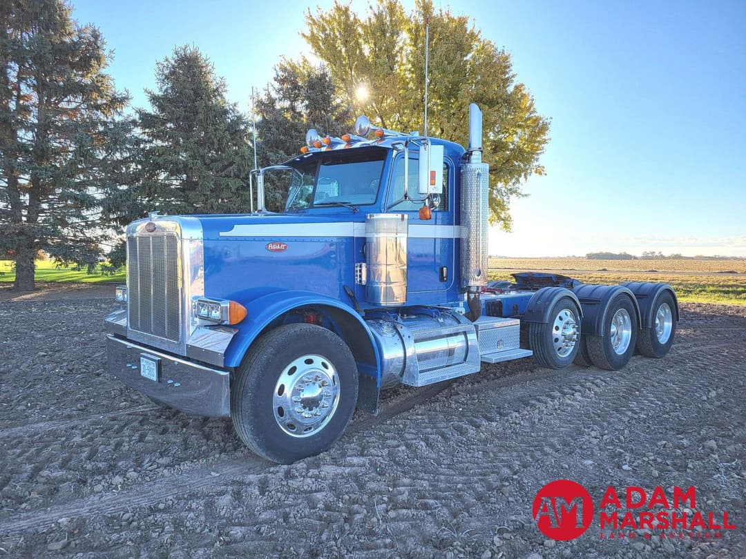 Image of Peterbilt 379 Primary image