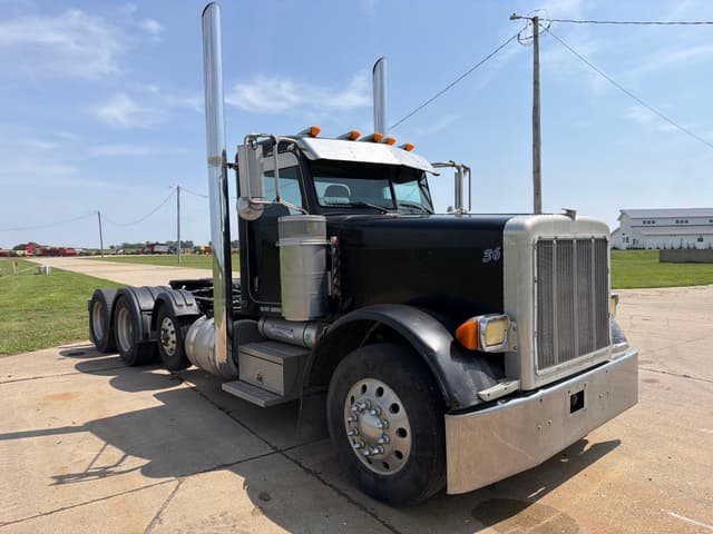 Image of Peterbilt 379 equipment image 2