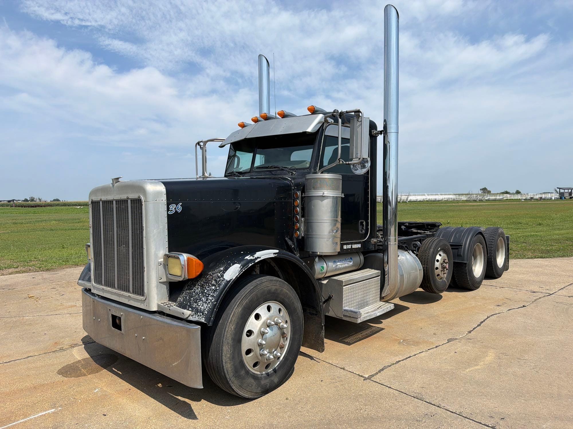 2007 Peterbilt 379 Equipment Image0