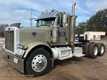 Main image Peterbilt 379