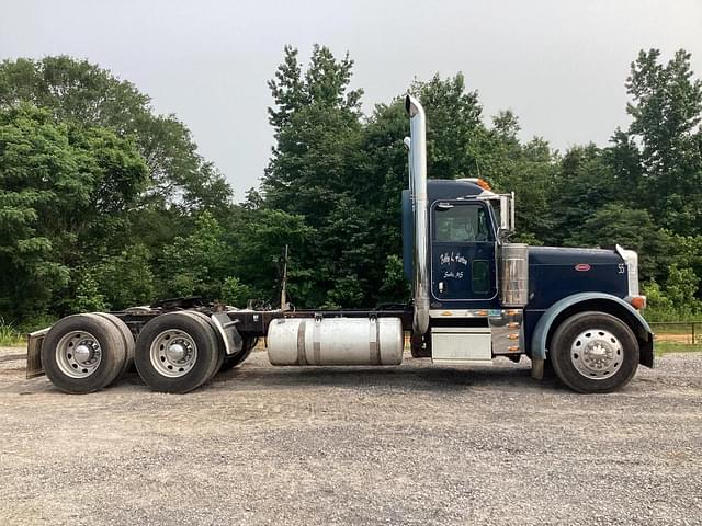 Image of Peterbilt 379 equipment image 1