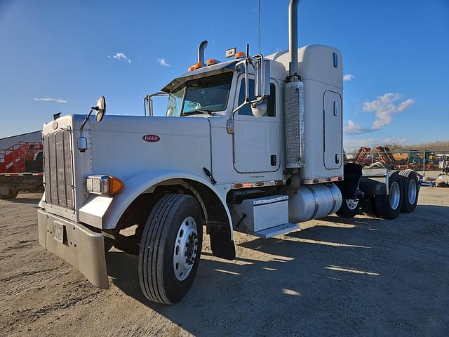 Image of Peterbilt 379 equipment image 2