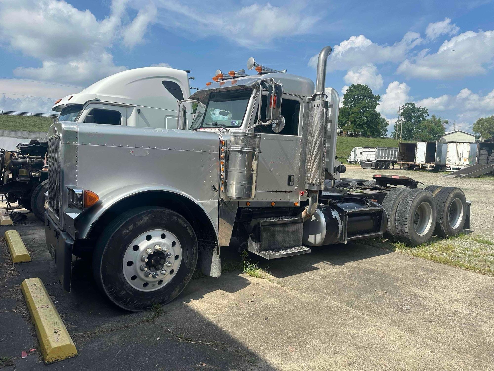 2007 Peterbilt 379 Equipment Image0