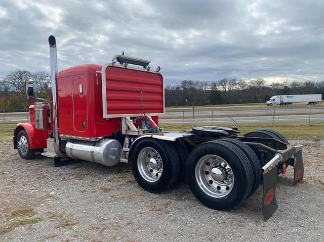 Image of Peterbilt 379 equipment image 3