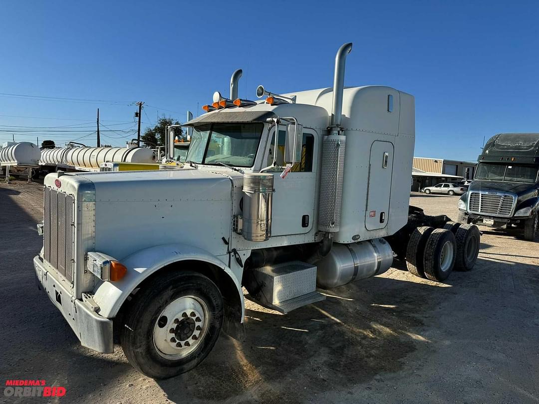 Image of Peterbilt 379 Primary image