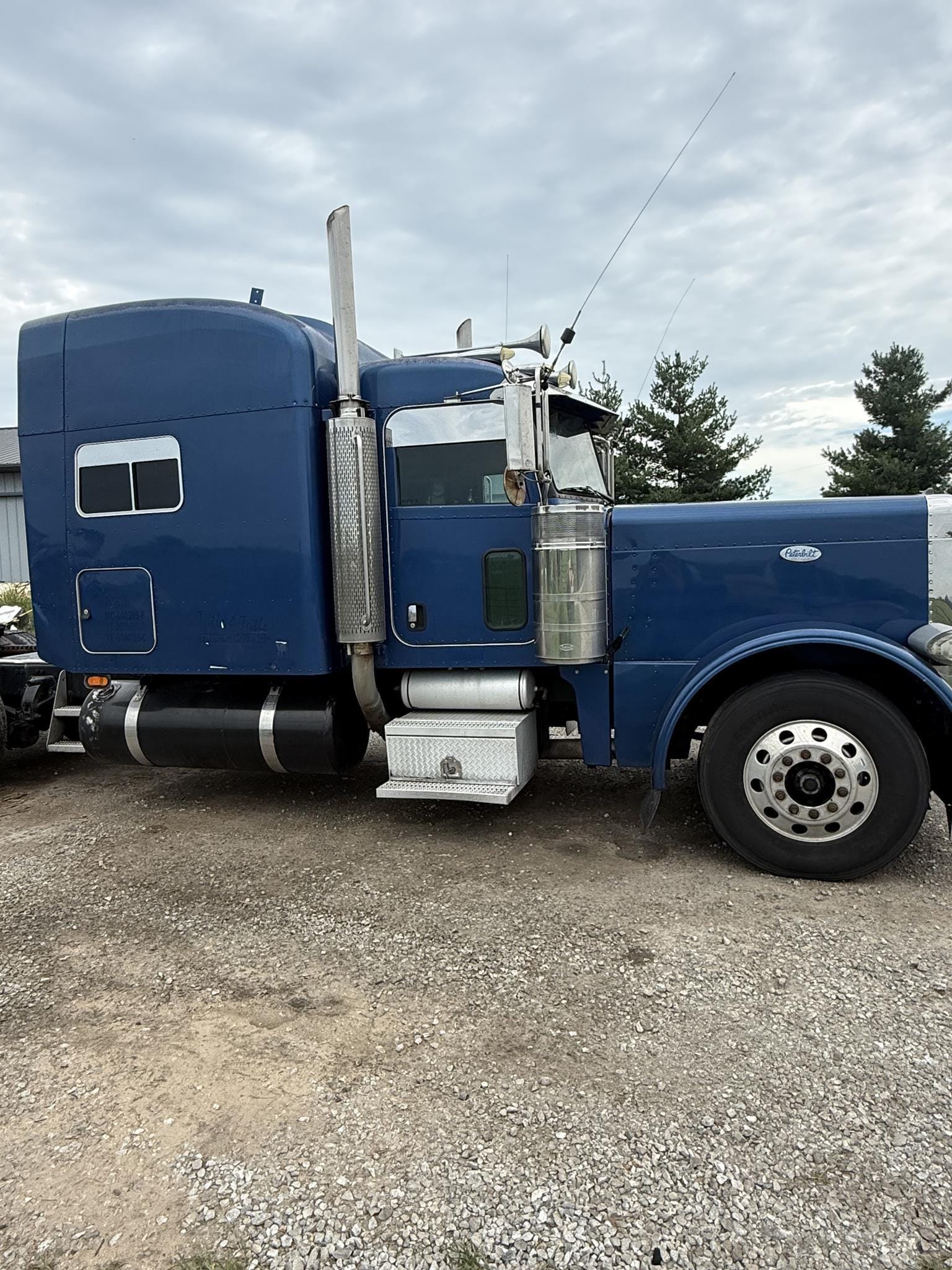 2007 Peterbilt 379EXHD Equipment Image0