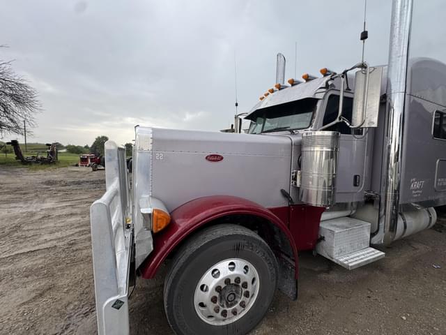 Image of Peterbilt 379EXHD equipment image 3