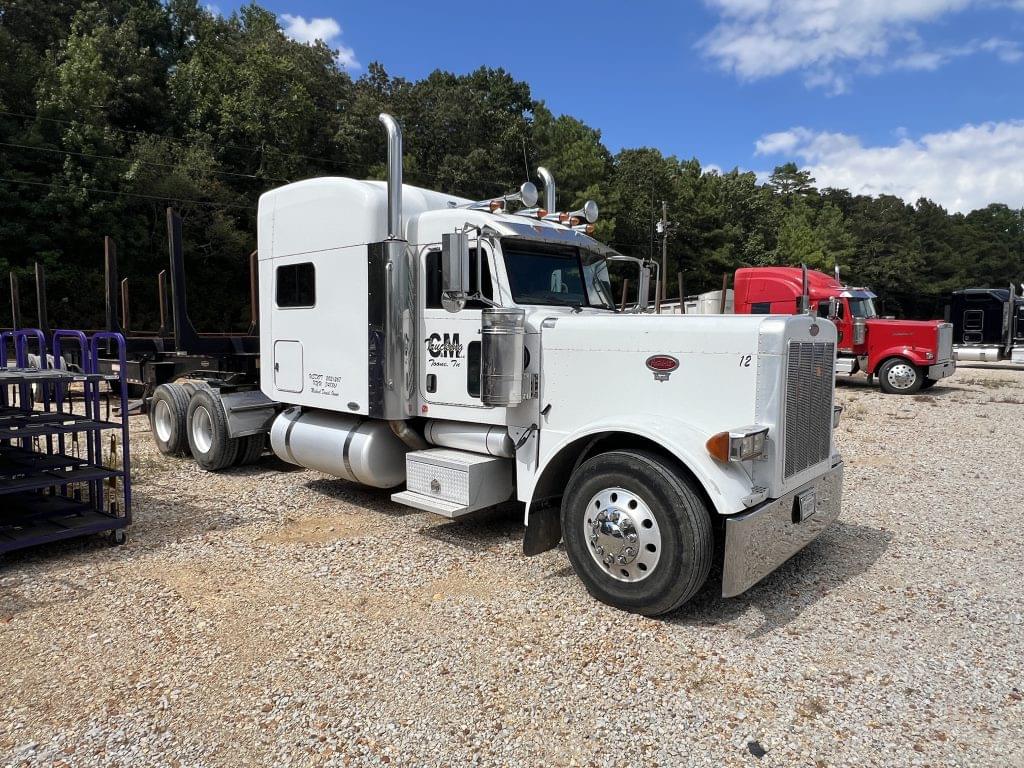 Image of Peterbilt 379EXHD Primary image