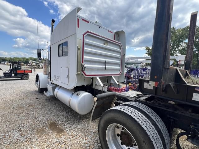 Image of Peterbilt 379EXHD equipment image 4