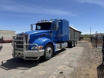 Main image Peterbilt 386