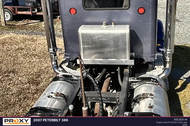 Image of Peterbilt 386 equipment image 3