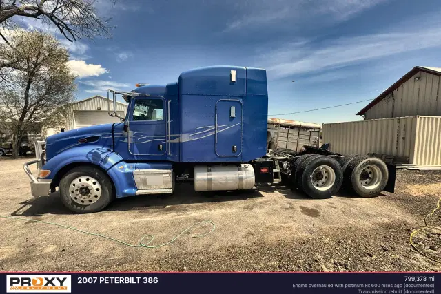 Image of Peterbilt 386 equipment image 3