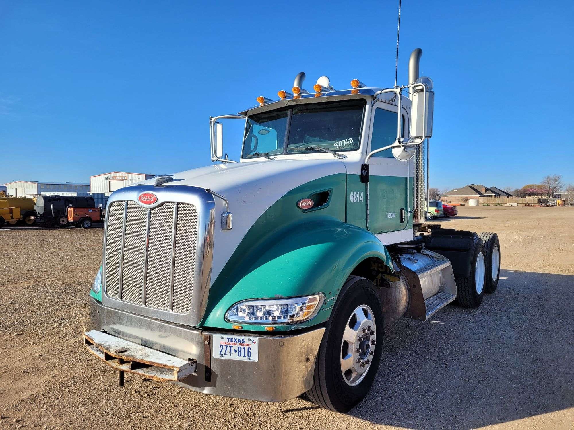 2007 Peterbilt 386 Equipment Image0