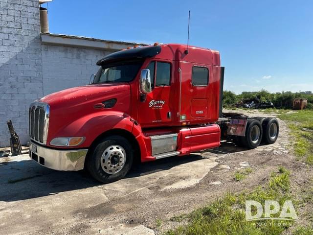 Image of Peterbilt 387 equipment image 2