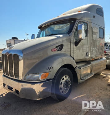Main image Peterbilt 387