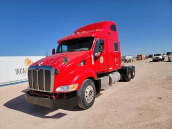 Main image Peterbilt 387