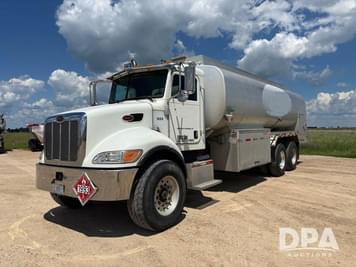 Main image Peterbilt 335