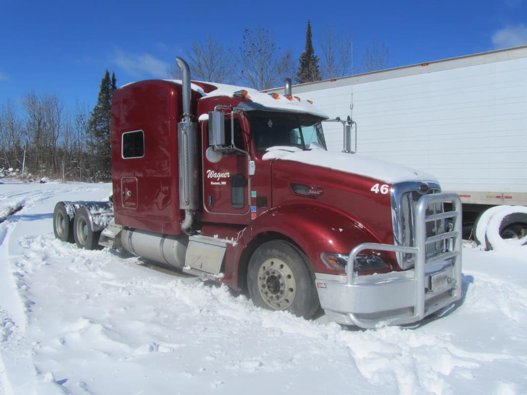 Image of Peterbilt 386 Primary image