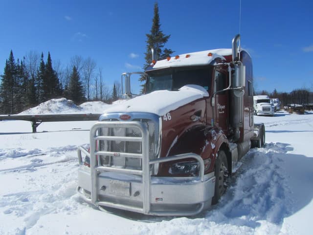 Image of Peterbilt 386 equipment image 1