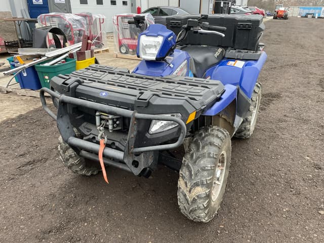 Image of Polaris Sportsman 850 equipment image 1