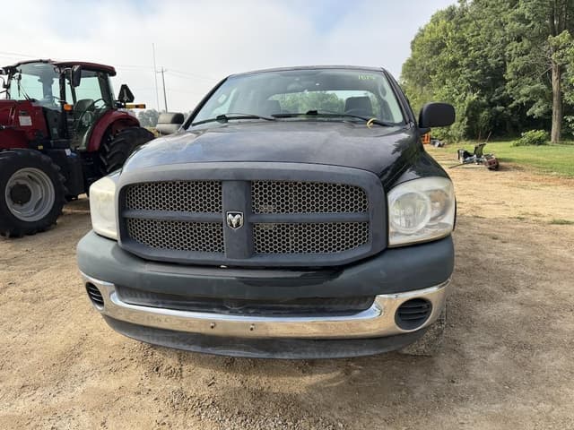 Image of Dodge Ram 2500HD equipment image 1