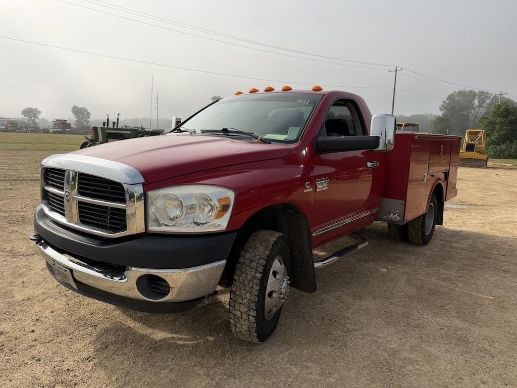 2007 Dodge Ram 3500 Equipment Image0