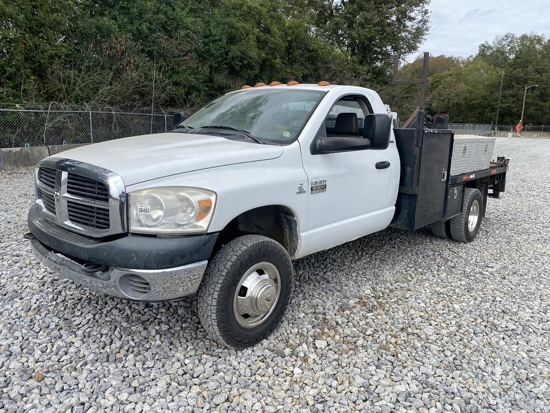 Image of Dodge Ram 3500 Primary image