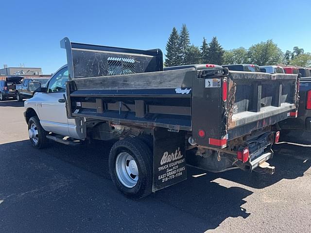 Image of Dodge Ram 3500 equipment image 1