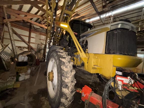Image of Ag-Chem RoGator 1286C equipment image 1