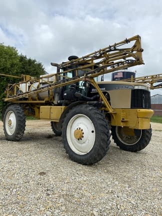 Image of Ag-Chem RoGator SS874 Primary image