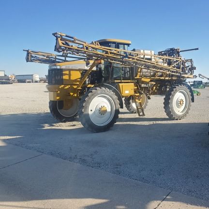 Main image Ag-Chem RoGator SS874