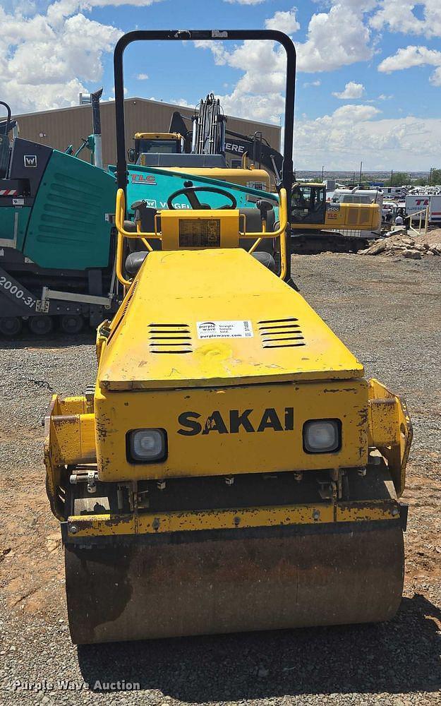 Image of Sakai SW320 equipment image 1