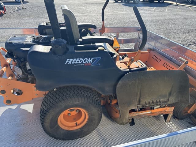 Image of Scag Freedom Z equipment image 1