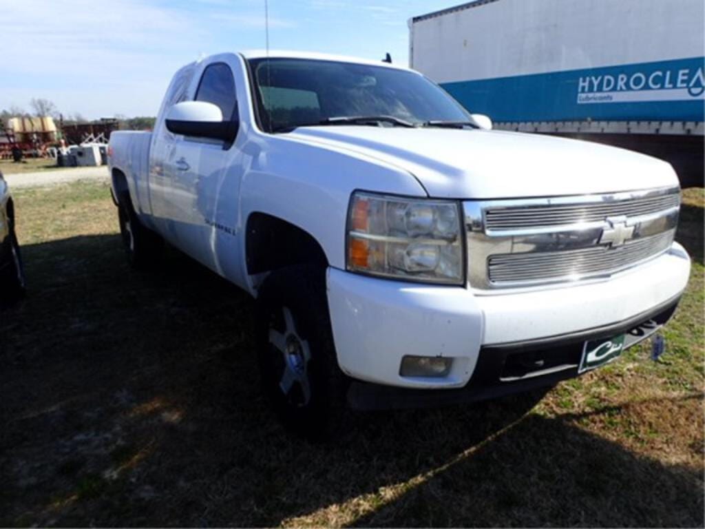 Main image Chevrolet Silverado