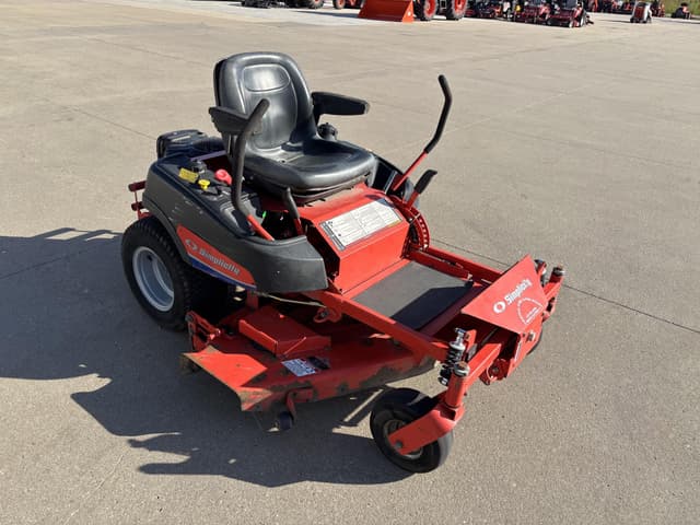 Image of Simplicity Champion equipment image 3